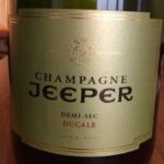 CHAMPAGNE JEEPER DEMI SEC