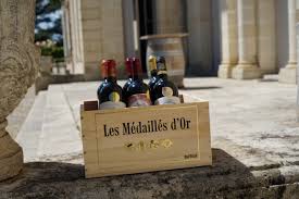 CAISSE GVB LES MEDAILLES D'OR