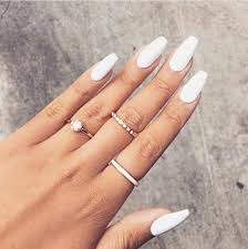 ONGLE SIMPLE BLANC