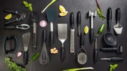 KITCHEN UTENSILS