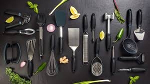 KITCHEN UTENSILS